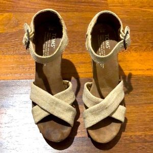 Toms wedge sandals